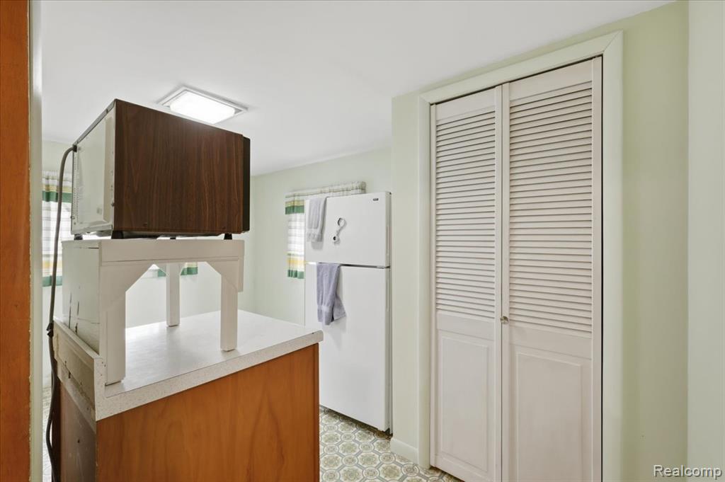 2811 Orange Grove Road, Waterford, MI 48329 — Photo 19