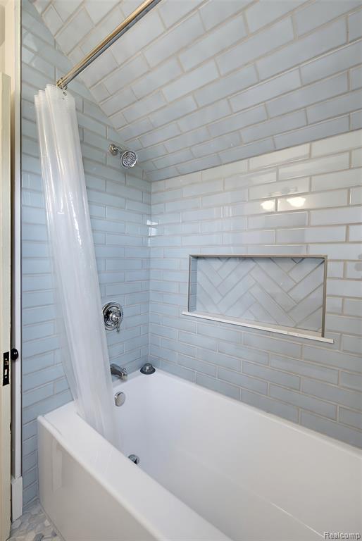 2476 Beals Street, Detroit, MI 48214 — Photo 25