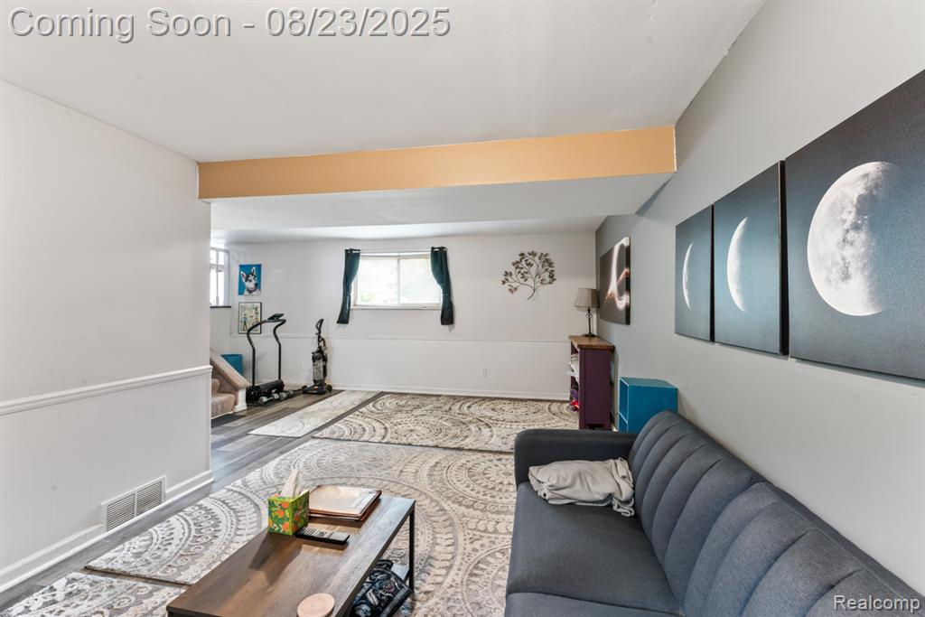 5443 Mancelona Drive, Grand Blanc, MI 48439 — Photo 10