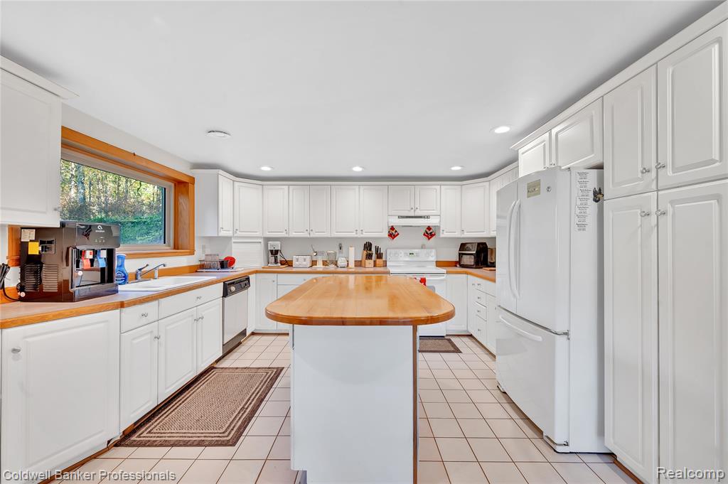 4445 McDowell Road, Lapeer, MI 48446 — Photo 18