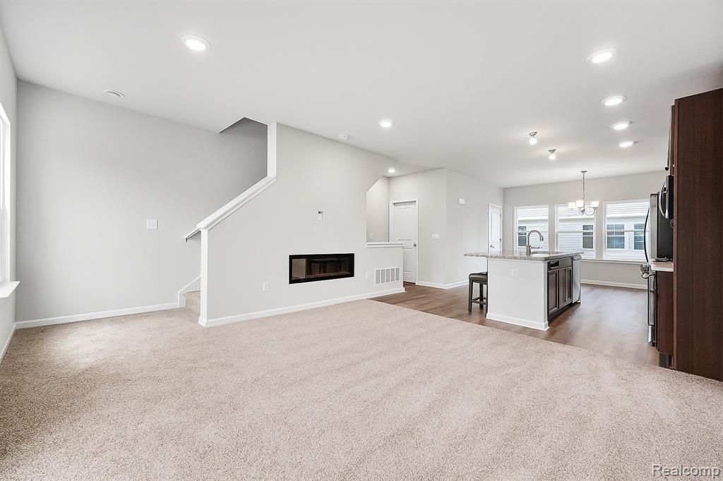 762 Huntley Lane, Troy, MI 48085 — Photo 8