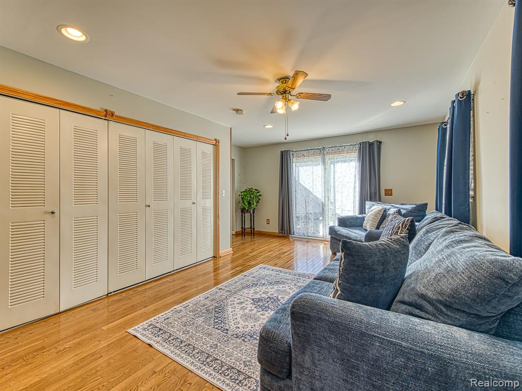 6676 Syracuse Street, Taylor, MI 48180 — Photo 12