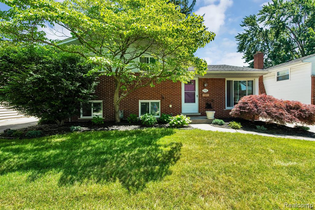 9721 MUELLER Street, Taylor, MI 48180 — front exterior