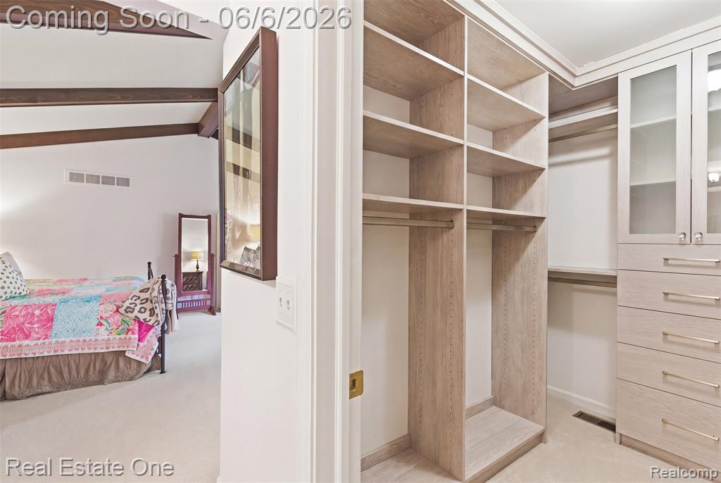 23910 Trailwood Court, 82, Bingham Farms, MI 48025 — Photo 27