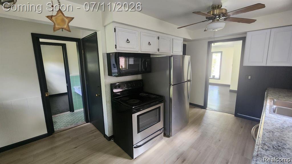 8315 Arnold Street, Dearborn Heights, MI 48127 — Photo 9