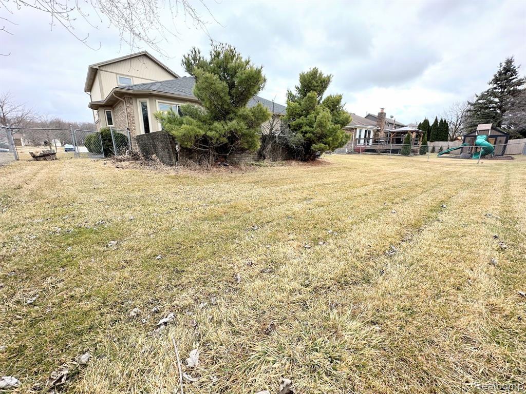 54795 BRADSHAW Drive, New Baltimore, MI 48047 — Photo 52