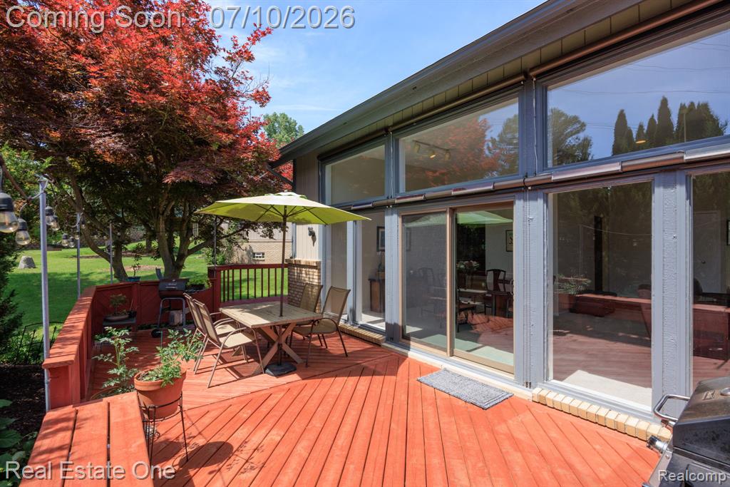 986 River Bend Drive, Rochester Hills, MI 48307 — Photo 25
