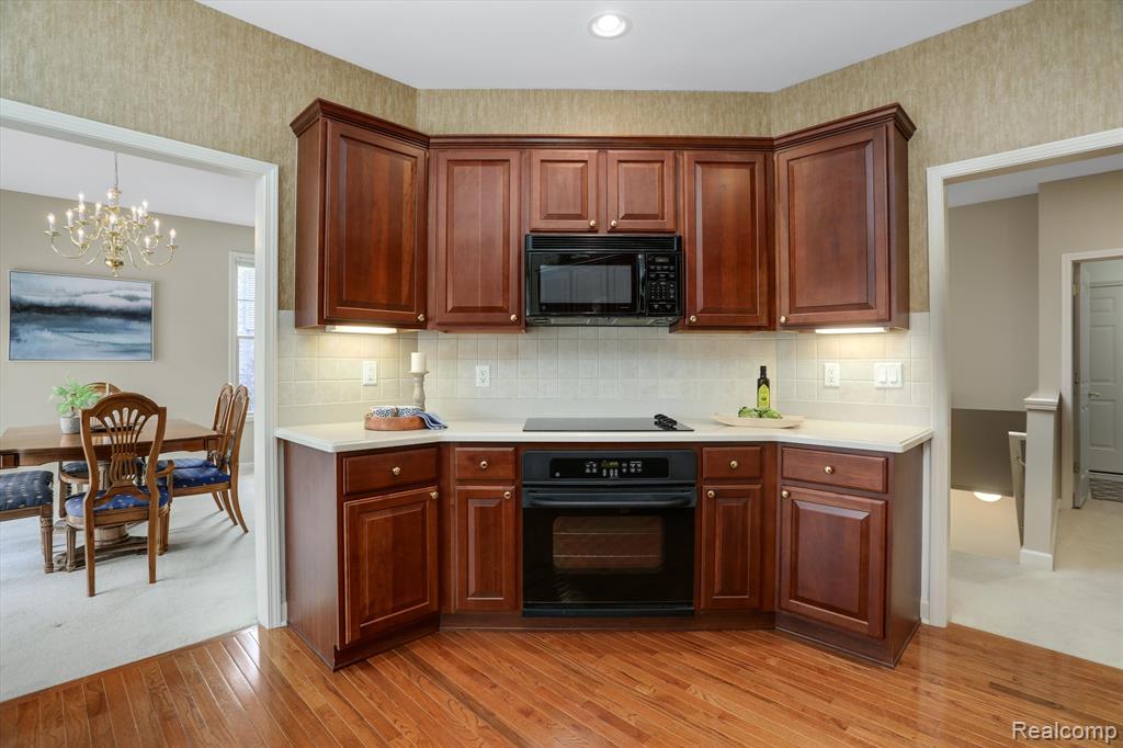 5144 Belmonte Drive, Rochester, MI 48306 — Photo 14