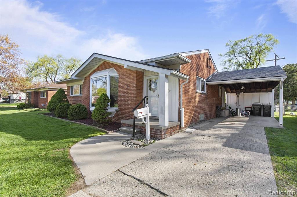 8681 STROM Drive, Sterling Heights, MI 48314 — Photo 3