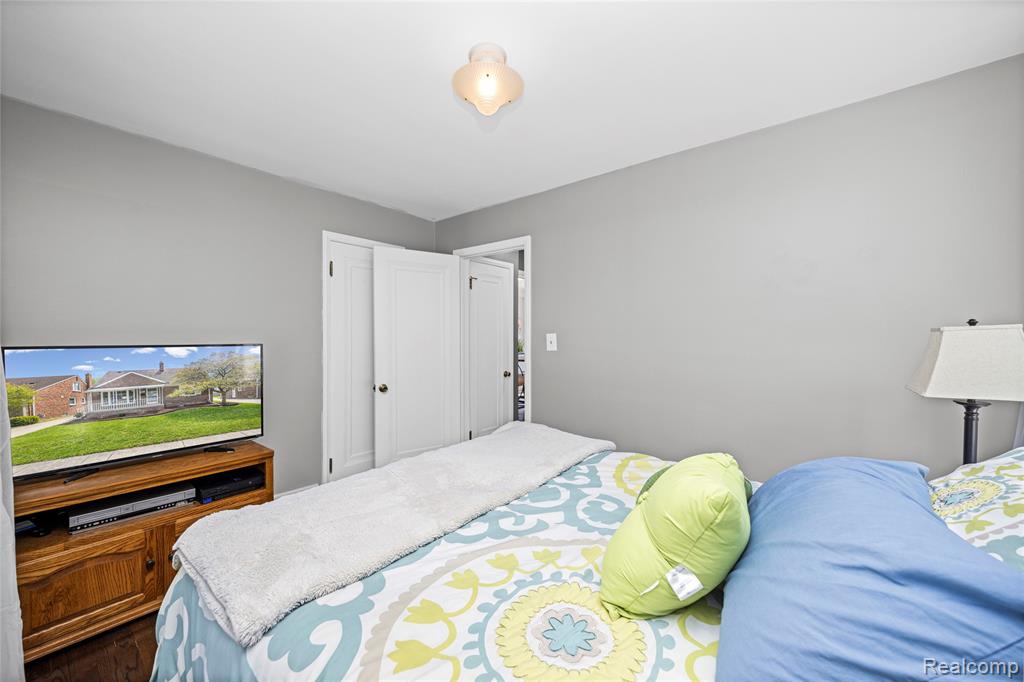 13527 Phelps Street, Southgate, MI 48195 — Photo 24