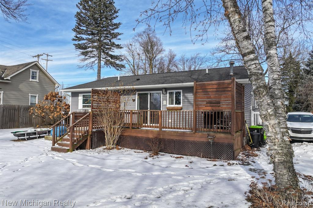 906 MAIN Street, Fenton, MI 48430 — Photo 16