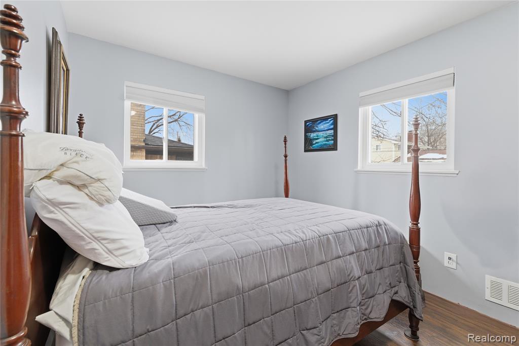 6115 Marscot Drive, Lansing, MI 48911 — Photo 24