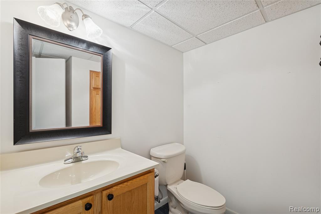 9502 Fenwin Drive, Grand Blanc, MI 48439 — Photo 38