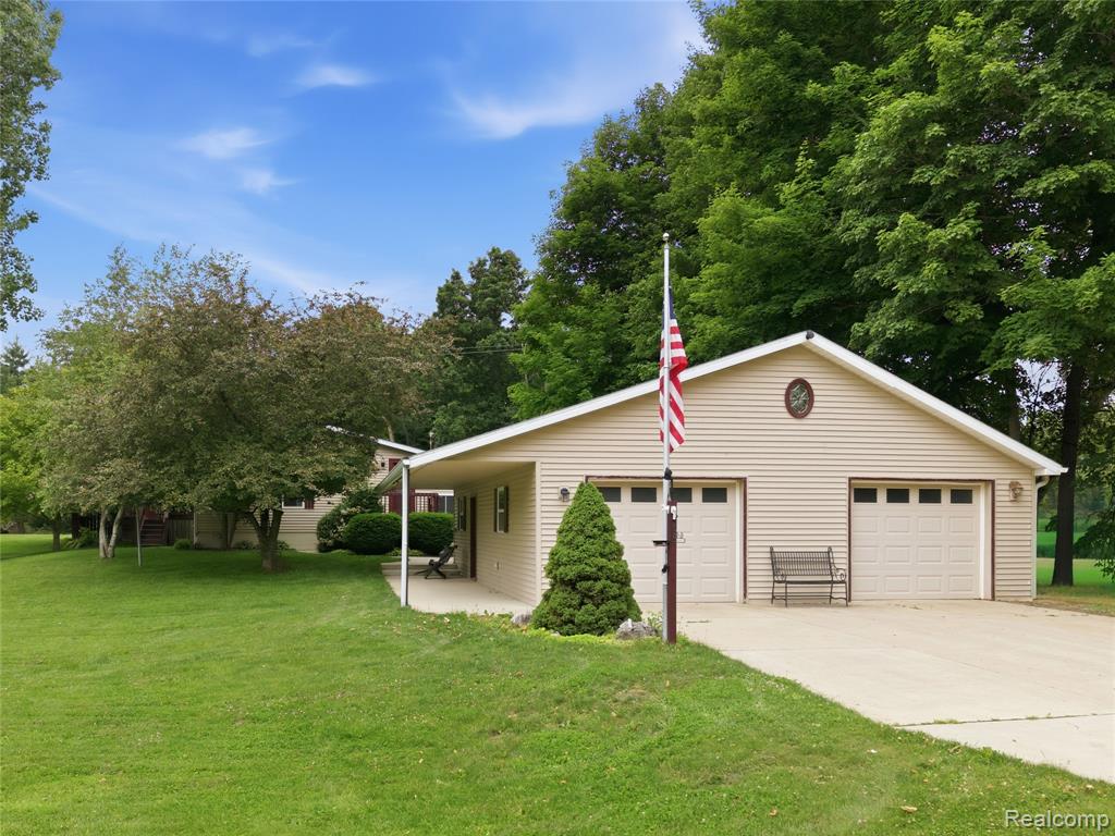 1995 Mitchell Lake Road, Attica, MI 48412 — Photo 3