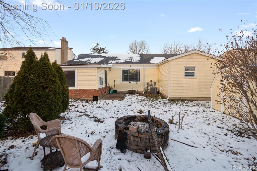 2443 Carriage Way, Ypsilanti, MI 48197 — Photo 30