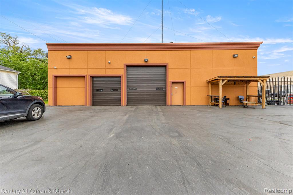 8301 W Chicago, Southgate, MI 48204 — Photo 3