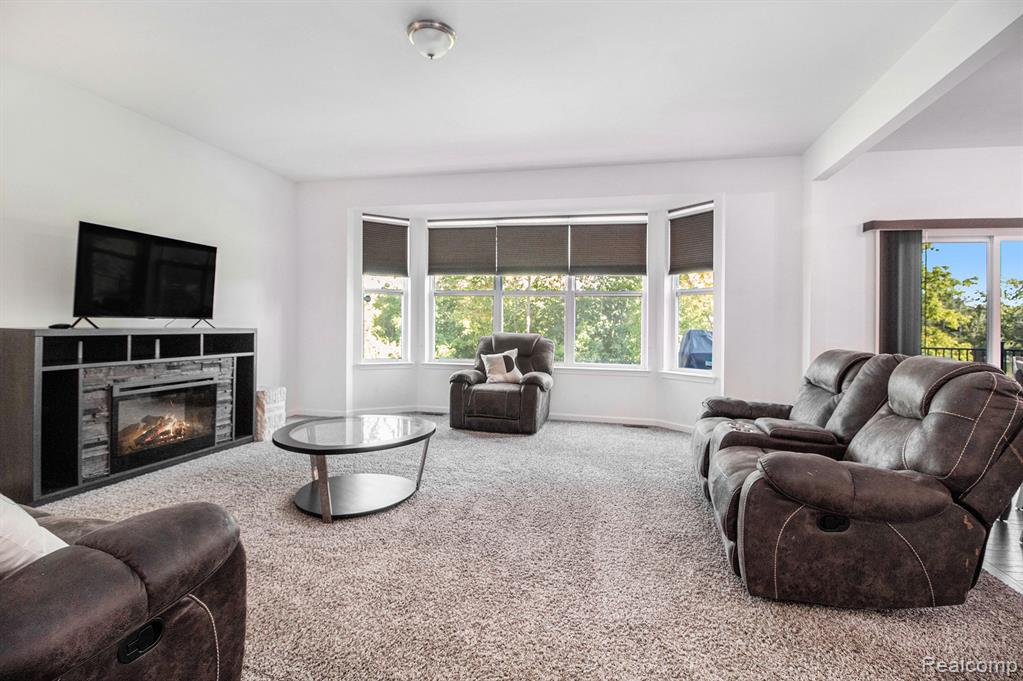 9301 White Tail Drive, Ypsilanti, MI 48197 — Photo 4