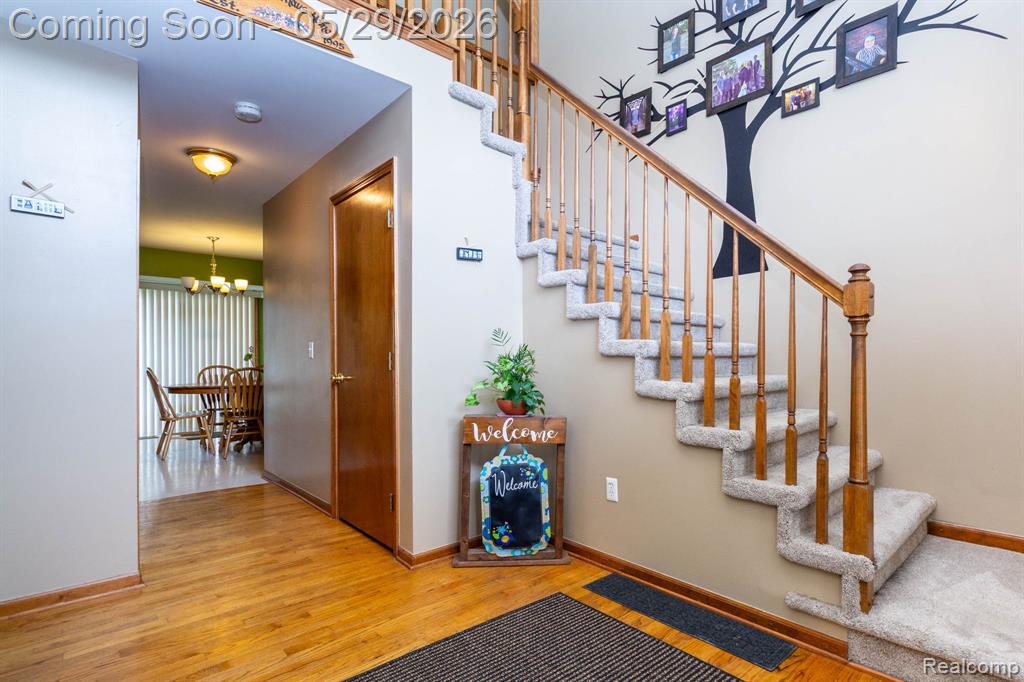 24227 Brentwood Drive, Trenton, MI 48183 — Photo 3