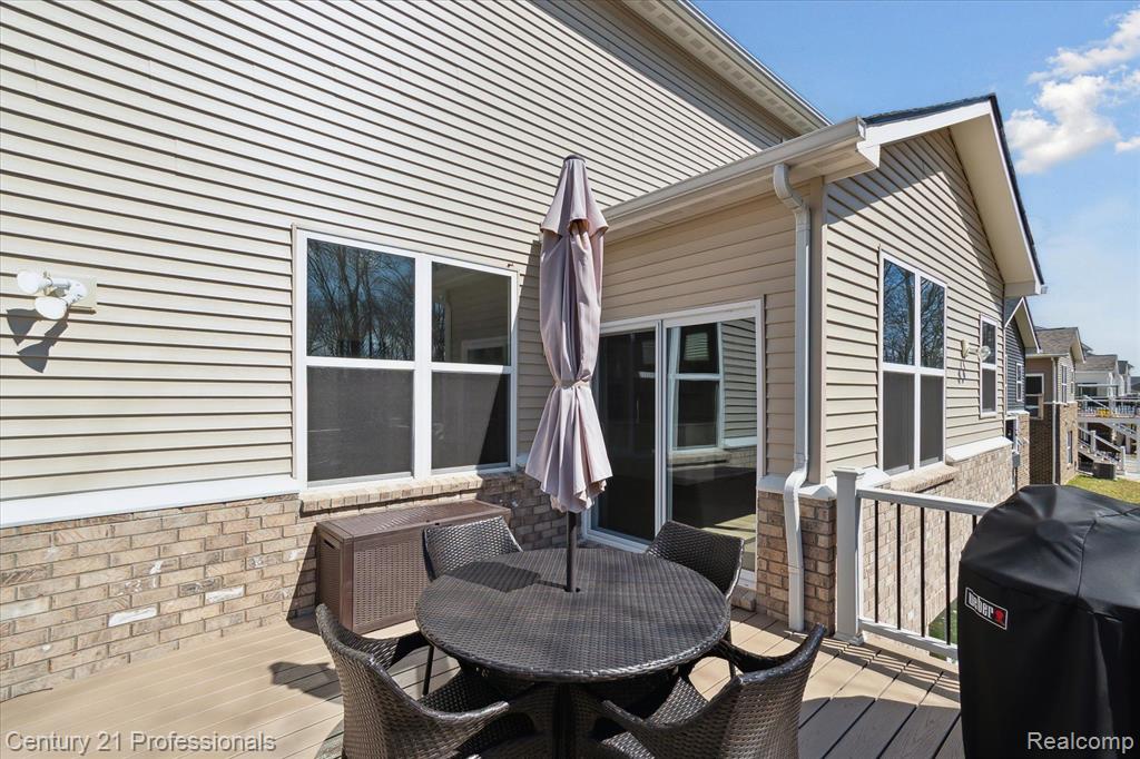 2843 DILLON Drive, Ann Arbor, MI 48105 — Photo 48