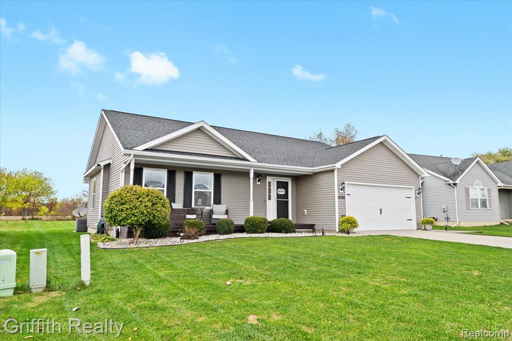 8104 Eagle Ridge Lane, Fowlerville, MI 48836 — Photo 4