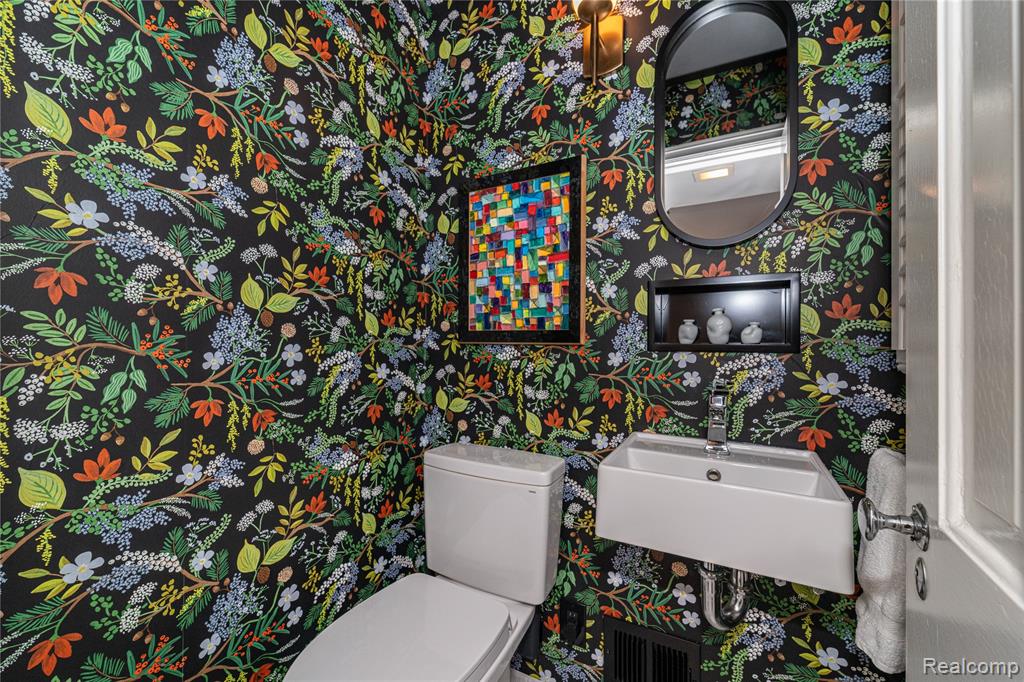 838 W Oakridge Street, Ferndale, MI 48220 — Photo 42