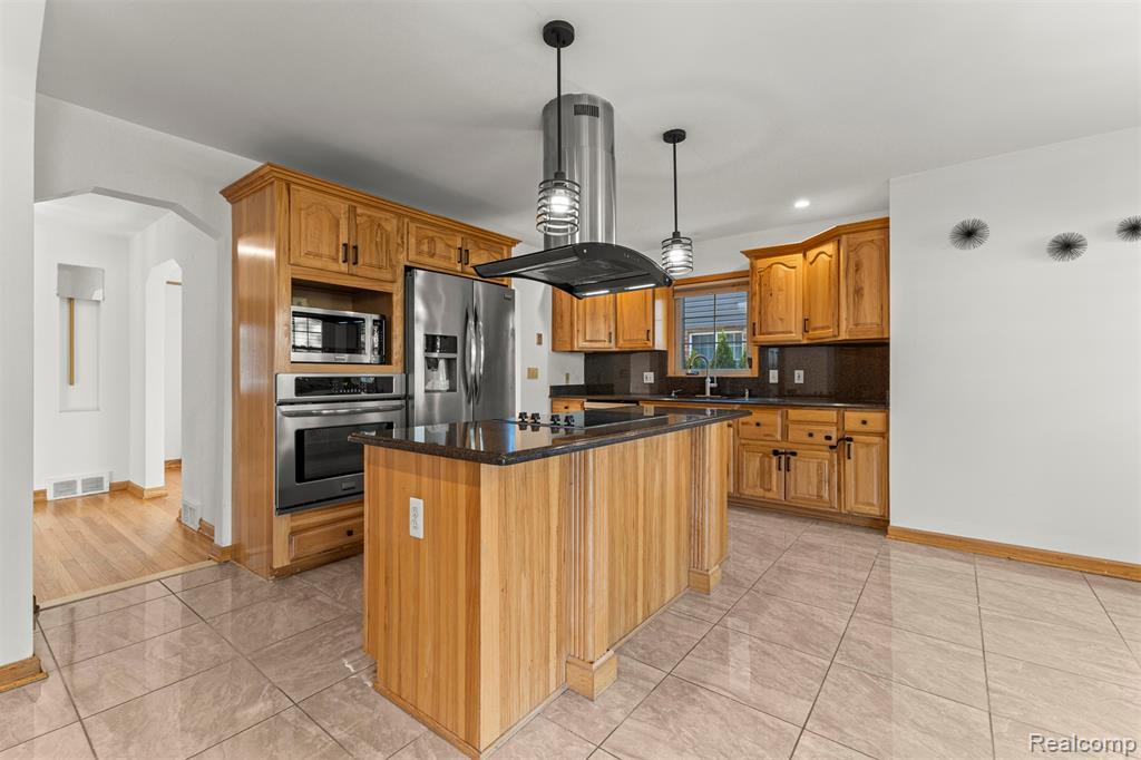 411 S Lafayette Street, Dearborn, MI 48124 — Photo 15