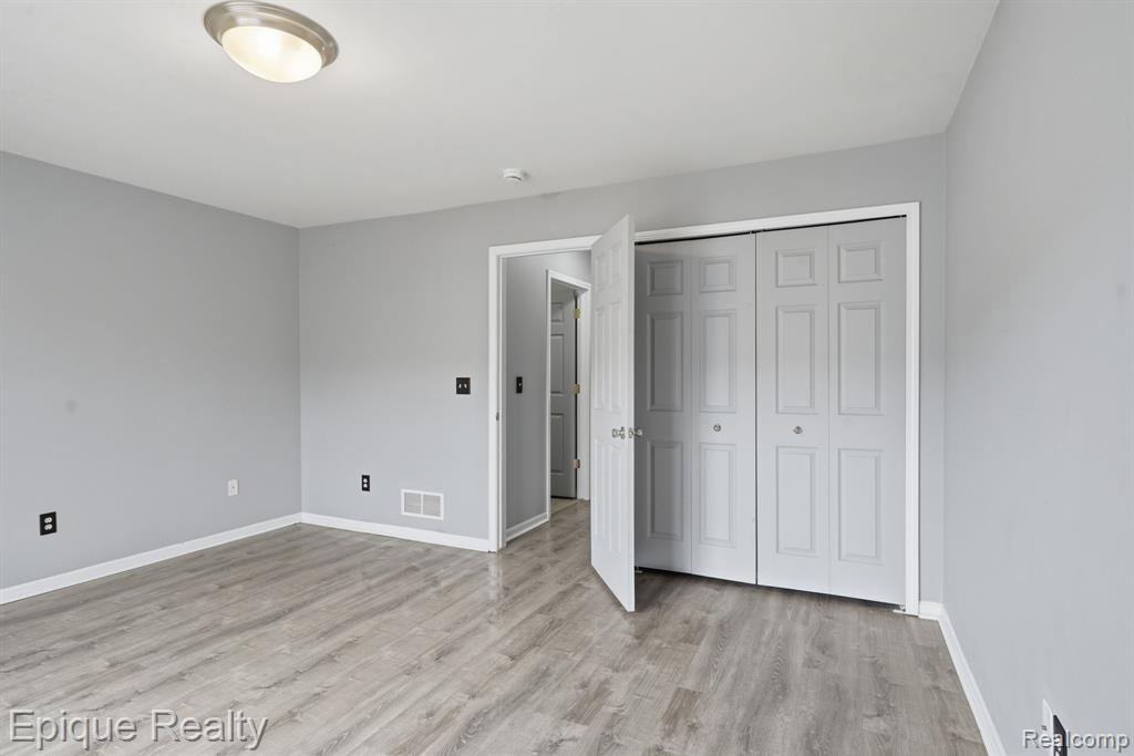 2206 Knotty Pine Trail, Howell, MI 48855 — Photo 17