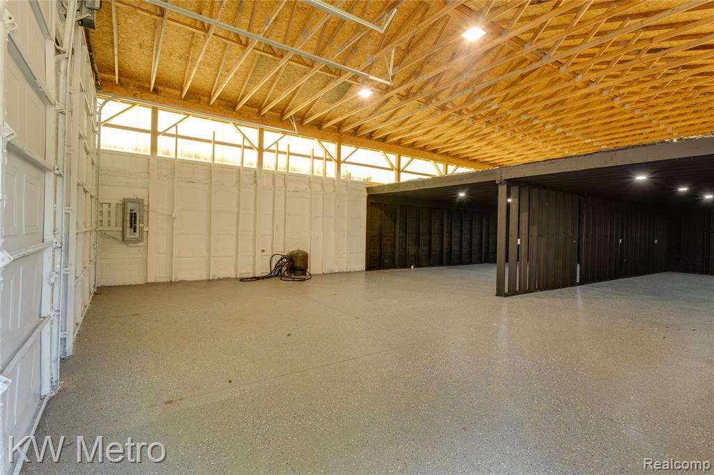 7172 E FARRAND Road, Millington, MI 48746 — Photo 13