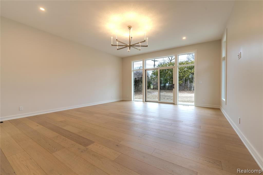 7400 Melody Lane, Bloomfield Hills, MI 48301 — Photo 17