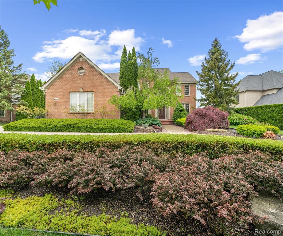 17747 PARKSHORE Drive, Northville, MI 48168 — Photo 8