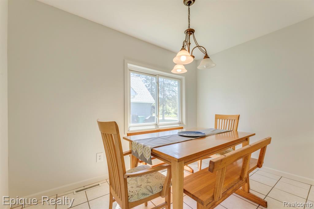 7520 Sunset Boulevard, Lexington, MI 48450 — Photo 8