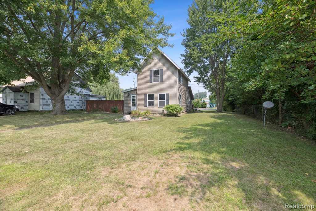 405 Huron Street, Owosso, MI 48867 — Photo 34