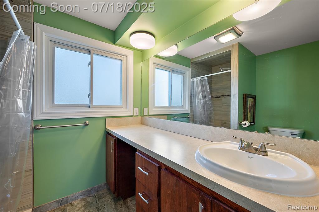 4152 Bloomfield Drive, Sterling Heights, MI 48310 — Photo 42