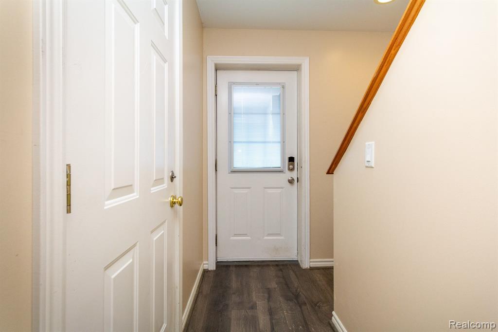 1017 BLUESTEM Lane, Ann Arbor, MI 48103 — Photo 4