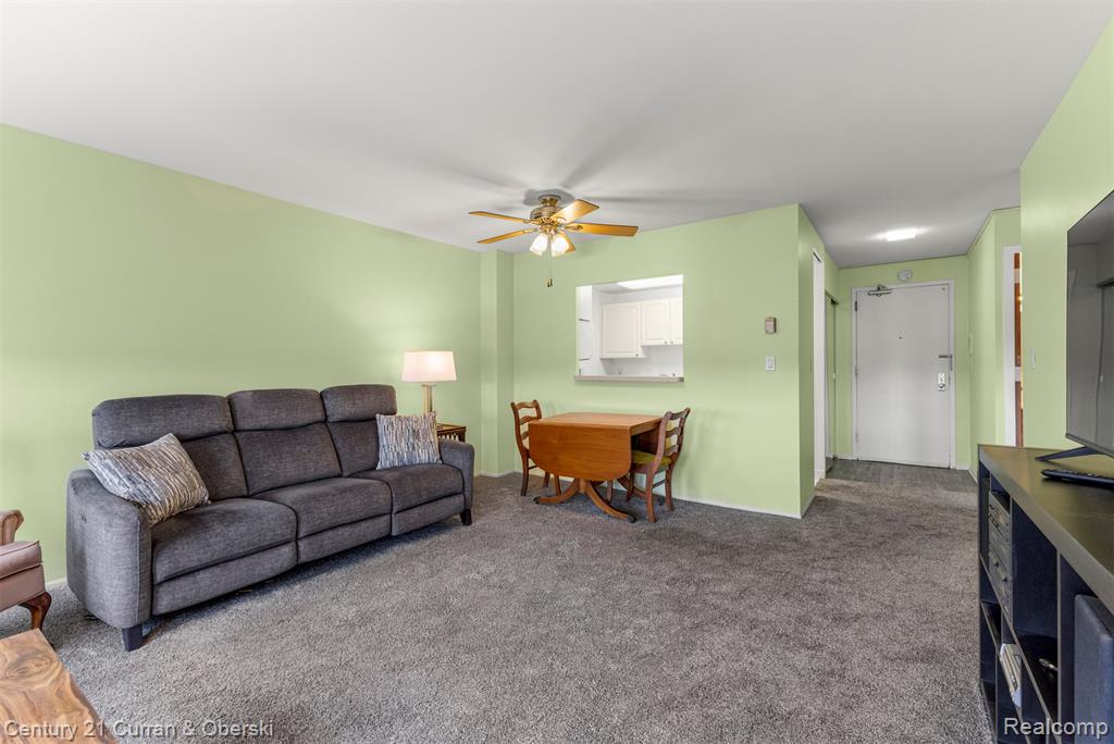 22700 Garrison Street, 404, Dearborn, MI 48124 — Photo 11