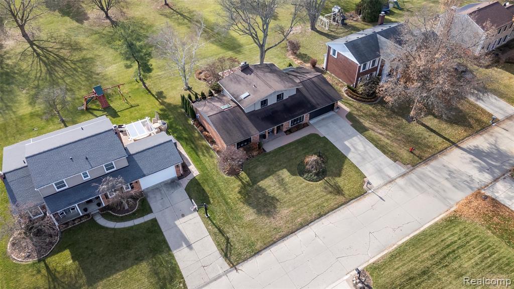 42085 Banbury Road, Northville, MI 48168 — Photo 62