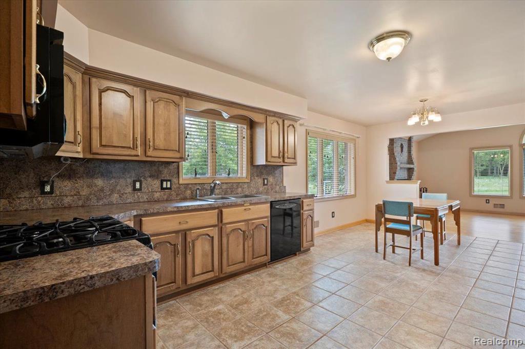 6940 Martin Road, Imlay City, MI 48444 — Photo 22