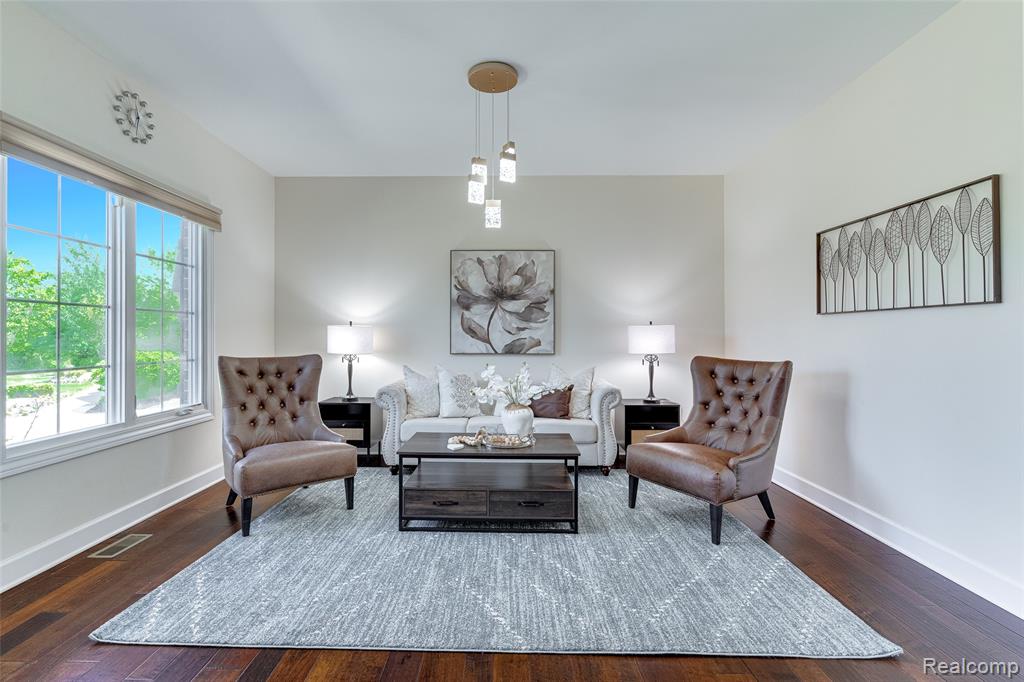 47576 VALENCIA Circle, Novi, MI — Photo 18