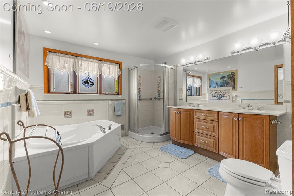 23312 E Fairway Drive, Trenton, MI 48183 — Photo 29