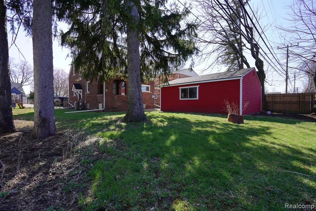 11399 Seminole, Redford, MI 48239 — Photo 8