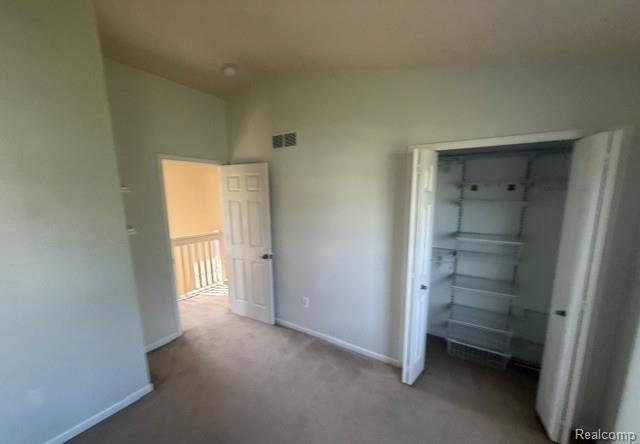 88 Champlain Boulevard, Howell, MI 48843 — Photo 16