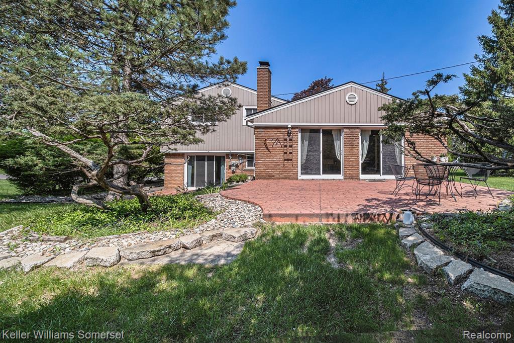 3983 NORMANWOOD, West Bloomfield, MI 48323 — Photo 23