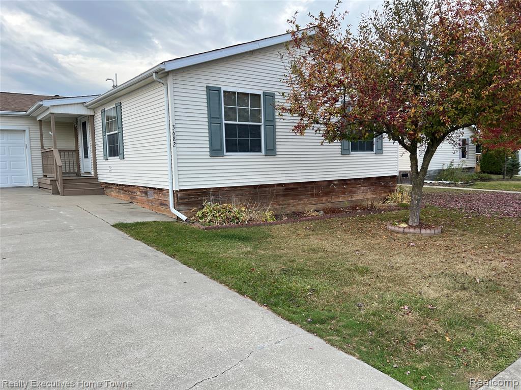 3682 CHESTNUT Lane, Dryden, MI 48428 — front exterior