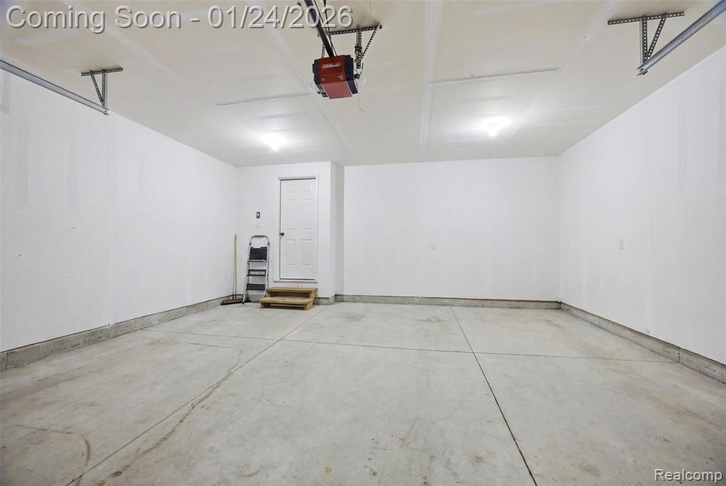 9005 Birch Pointe Drive, Newport, MI 48166 — Photo 32