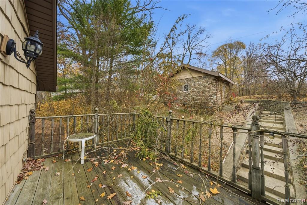 5896 Silver Birch Road, Hadley, MI 48462 — Photo 36