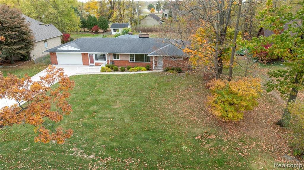 9127 Lake Road, Grosse Ile, MI 48138 — Photo 24