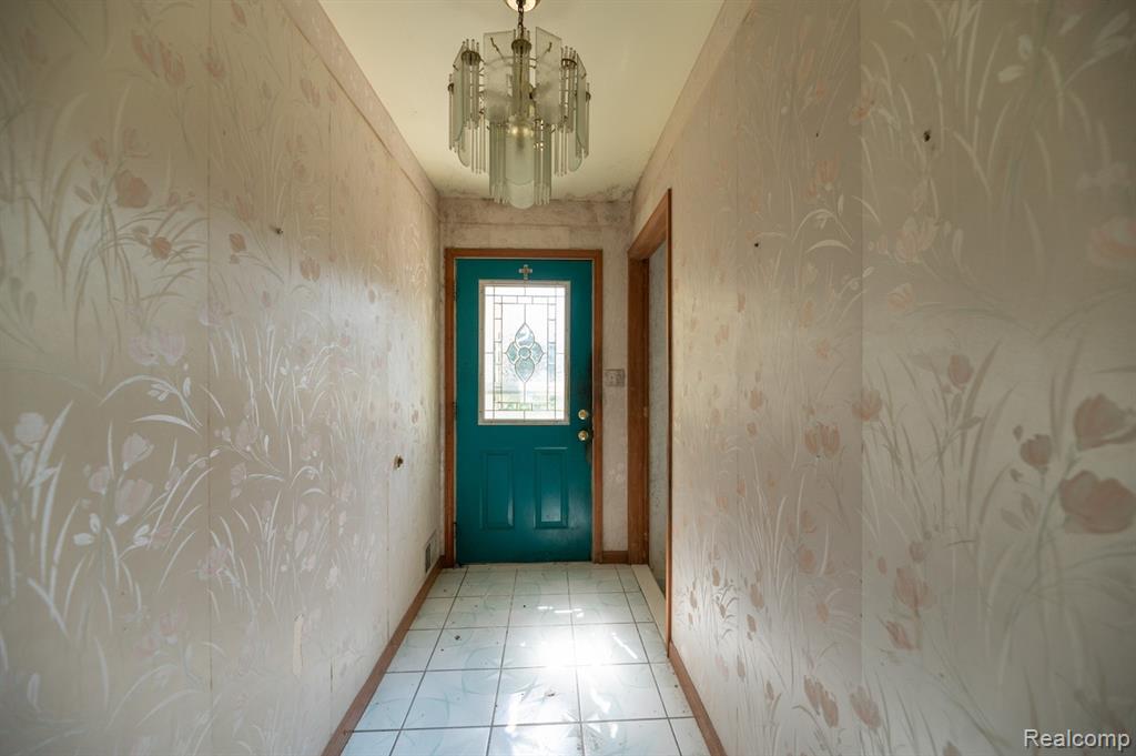 880 Bay Street, Pontiac, MI 48342 — Photo 17