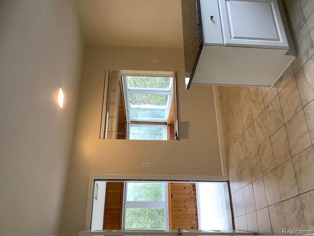 734 Harcourt Road, Grosse Pointe Park, MI 48230 — Photo 13