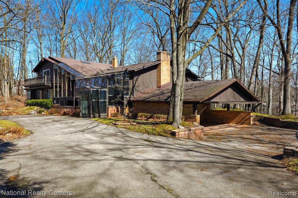4710 Cove Road, West Bloomfield, MI 48323 — Photo 2
