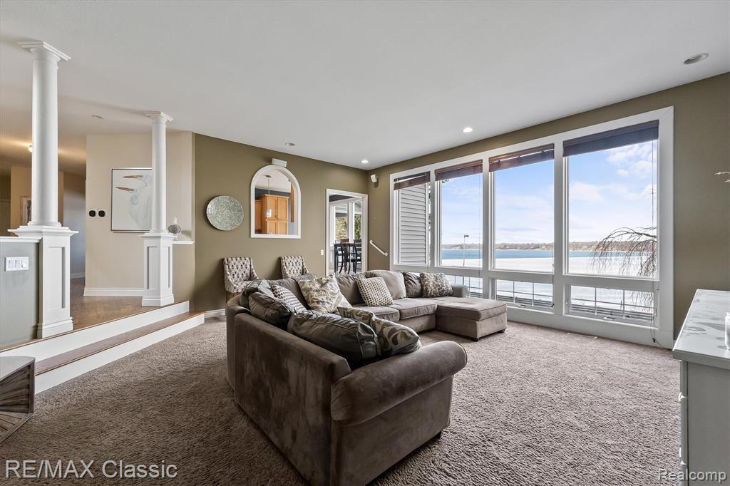 5118 S Shore Drive, Whitehall, MI, 49461